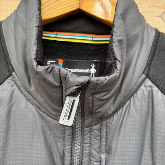 Smartwool Smartloft Hybrid Jacket Black/Graphite, Medium, Nearly New. - Picture 2 of 9